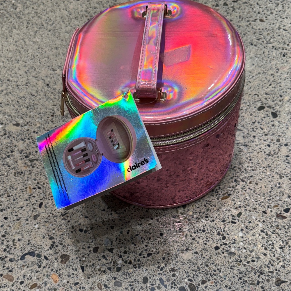 Claire's Iridescent Pink Round Sequin Vanity Case